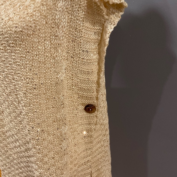 Sweater - Picture 4 of 8